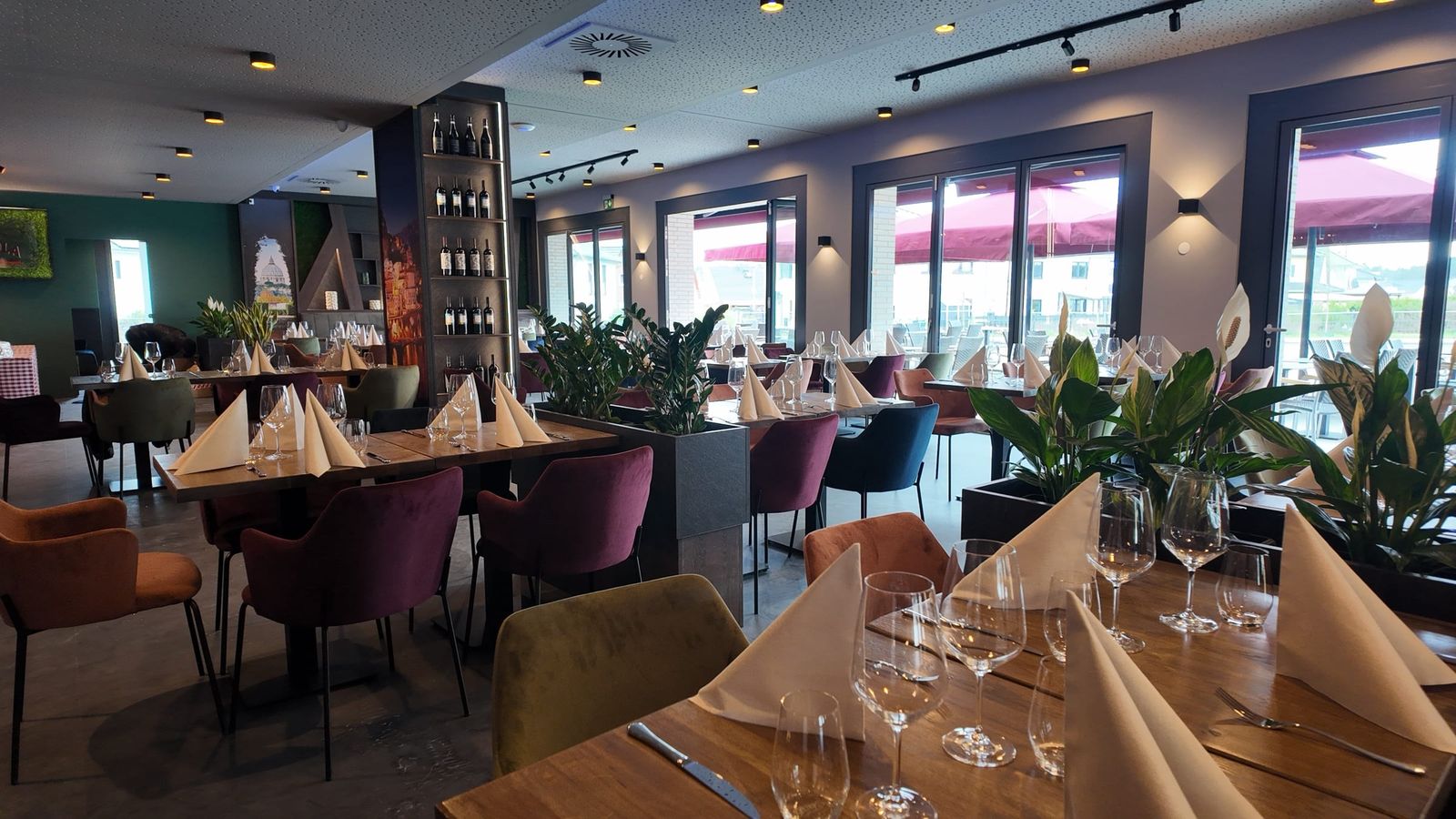 Gastraum der Osteria Coppola im Rousseau Park